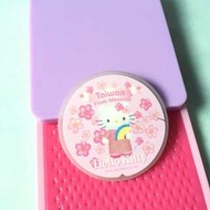 Hello Kitty襟章