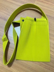 HOMME PLISSE ISSEY MIYAKE 三宅一生 Pocket 樹幹包 皺摺手機隨身大包 山綠黑藍