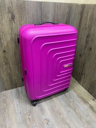 28/30” American tourister 美旅 (有輕微瑕花如圖) (light scratches light damage ) 特價 🔍清倉 clearance sale ⚠️🆘 全新 