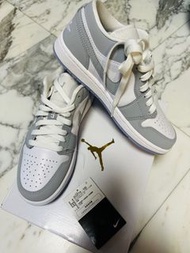 Nike Air Jordan 1 Low White/ Wolf 灰白色 Size:  US7