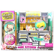 MGA's Miniverse Make It Mini Kitchen with 2 Mini Over Mitts Playset Doll Accessseries