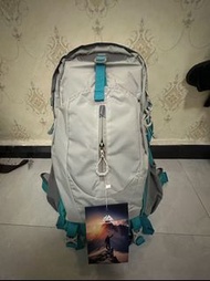 全新銀翼登山包40L大容量