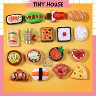 Decorative refrigerator magnet shaped like pizza, bread, waffles, mini (1 piece) T1A2