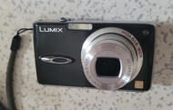 Panasonic Lumix DMC-FX01 Digital Camera 相機