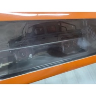 [1: 64 Land Rover Discovery 4-Black (Left )] Brand New Unopened, Does Not Include Product Control Pr