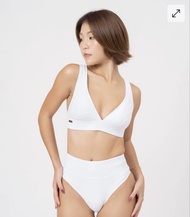 Muii AGI 優雅背心薄墊背勾上衣 黑色