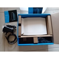 (clear stock display unit testing unit)The Linksys E9450 AX5400 Wi-Fi 6 router speeds up to 5.4 Gbps