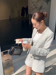 小香風淡灰西裝外套-短褲套裝