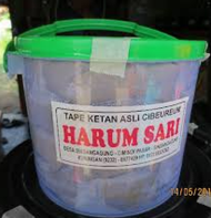 TAPE KETAN HARUM SARI KHAS KUNINGAN (TUPPERWARE)