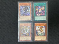 港版 日文《遊戲王》卡 Yu-Gi-Oh! TCG LOCH-JP001（UR）王之僕從 黑魔導士 LOCH-JP002（UR）增殖的栗子球！ LOCH-JP003（UR）黑魔導的帷幕 LOCH-JP