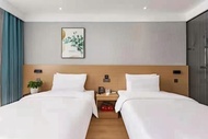 24h Qifei Hotel