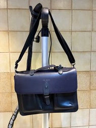 Ted Baker 經典硬挺公事包