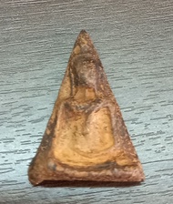 B43  พระนางพญา เข่าโค้งพิมพ์ชัดมาก เนื้อดินออร่า  เนื้อดินแห้ง องค์สมบูรณ์ #เครื่องราง #วัตถุมงคล #พ