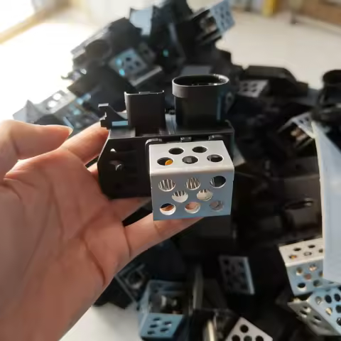 9827870080 For Peugeot 207 208 407 508 For Citroen C2 C3 DS3 Do 1267J6 98372A01 Radiador Do Motor Re