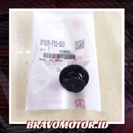 Original 91505TY2 Civic FK4 under cover clip