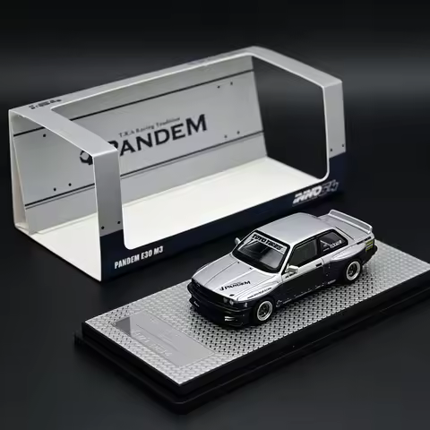 INNO64 1:64 BMW 3 Series E30 Pandem V1.5 Widebody Silver/Blue IN64-E30P-SILBLU Diecast Model Car In
