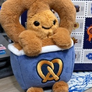 Auntie Anne's Pretzel Friends 30 Anniversary Celebratiions KEYCHAIN PLUSHIE