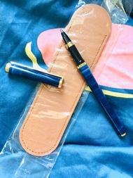 快走 平賣 99.9% 新 靚仔 vintage St DuPont pen 靚色特別天藍色雲石紋走珠筆，保存良好，無盒送筆套，門市價五千幾，DuPont & Mont Blanc are good 