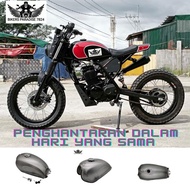 Cafe racer oil tank