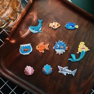 【迷你燙貼/胸章 | 海洋系列 】 多莉 尼莫 美人魚 鯨魚