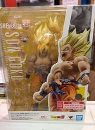 ［現貨］S.H.Figuarts SUPER SAIYAN SON GOKU -LEGENDARY SUPER SAIYAN- / [SHF]《龍珠Z》超級撒亞人孫悟空 傳說之超級撒亞人