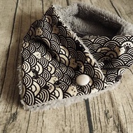 英國手工縫製 保暖圍巾圍脖頸巾 日式和風黑貓波浪 適合大小孩