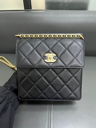 Chanel 23k ado backpack 
黑金荔枝皮
