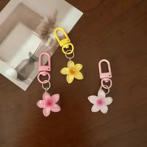 Colorful Transparent Chrysanthemum Daisy Small Flower Keychain Cute Hanging Accessory Headphone Pend