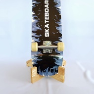 ชั้นวาง skateboard&amp;surfskate rack วางโชว์แผ่นเดี่ยว ถอดประกอบได้ วัสดุไม้จริงเคลือบใสกันน้ำ รหัส F101