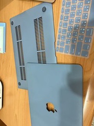 macbook air11寸保護殼+鍵盤膜二手