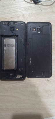 Cụm Samsung J4 core máy còn dùng màn đẹp ko pin