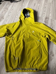 Nike ACG Storm Fit 外套 L