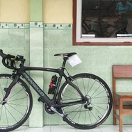 Sepeda Pinarello Road Bike size 43