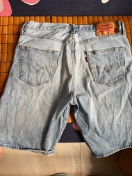 Levi’s 501 短褲