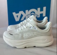 新店特惠HOKA ONE ONE Bondi 9柔軟舒適防滑耐磨 低幫跑步鞋 白色