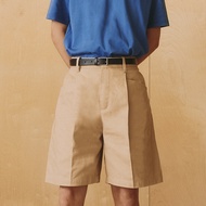 Headboyy - Pleat Barrel Shorts with Belt - กางเกงขาสั้นทรง Barrel ทรงหลวม - สีเบจ/ดำ