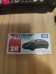 tomica 28 tesla model Y