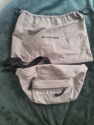 Balenciaga 腰包