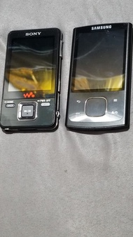 Sony Walkman NWZ-A729 & Samsung YP-R0 MP3 Players
