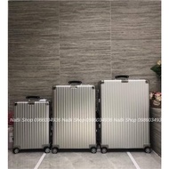 Rimowa Classic Super Suitcase 1: 1