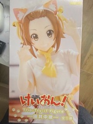 正版-《K-ON! 輕音部》（けいおん！）的田井中律（Tainaka Ritsu）景品公仔