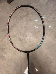 Yonex Astrox 100 專業羽毛球拍