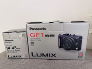 Panasonic GF1 相機套裝（平放！）