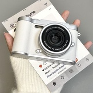（現貨）4 K高清ccd相機復古數碼相機外遊旅遊照相機攝錄帶美顏💯5000萬像 可自隨身自拍學生學校DiY小型入門CCD Digital Camera 支援內存卡512 G 遊戲聽音樂生日禮物#聖誕禮