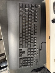 Logitech G213 Prodigy RGB 電競遊戲鍵盤