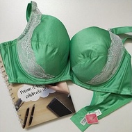 Avon  veeda underwired original bra