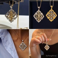 Opera Gauze Opera House Hollow Flip Necklace