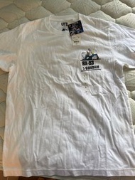 Uniqlo RX-93 Nu Gundam T恤
