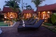 Berlima Wooden Lodge by Pramana Villas