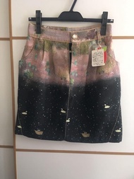Franche Lippee 全新 日本製 積雪天鵝湖粗金線水晶鈕半截裙